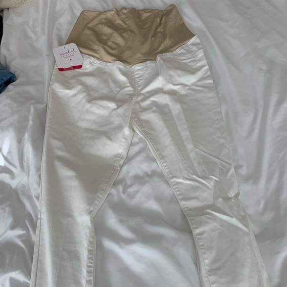 Ingrid and Isabel maternity denim - Picture 3 of 3